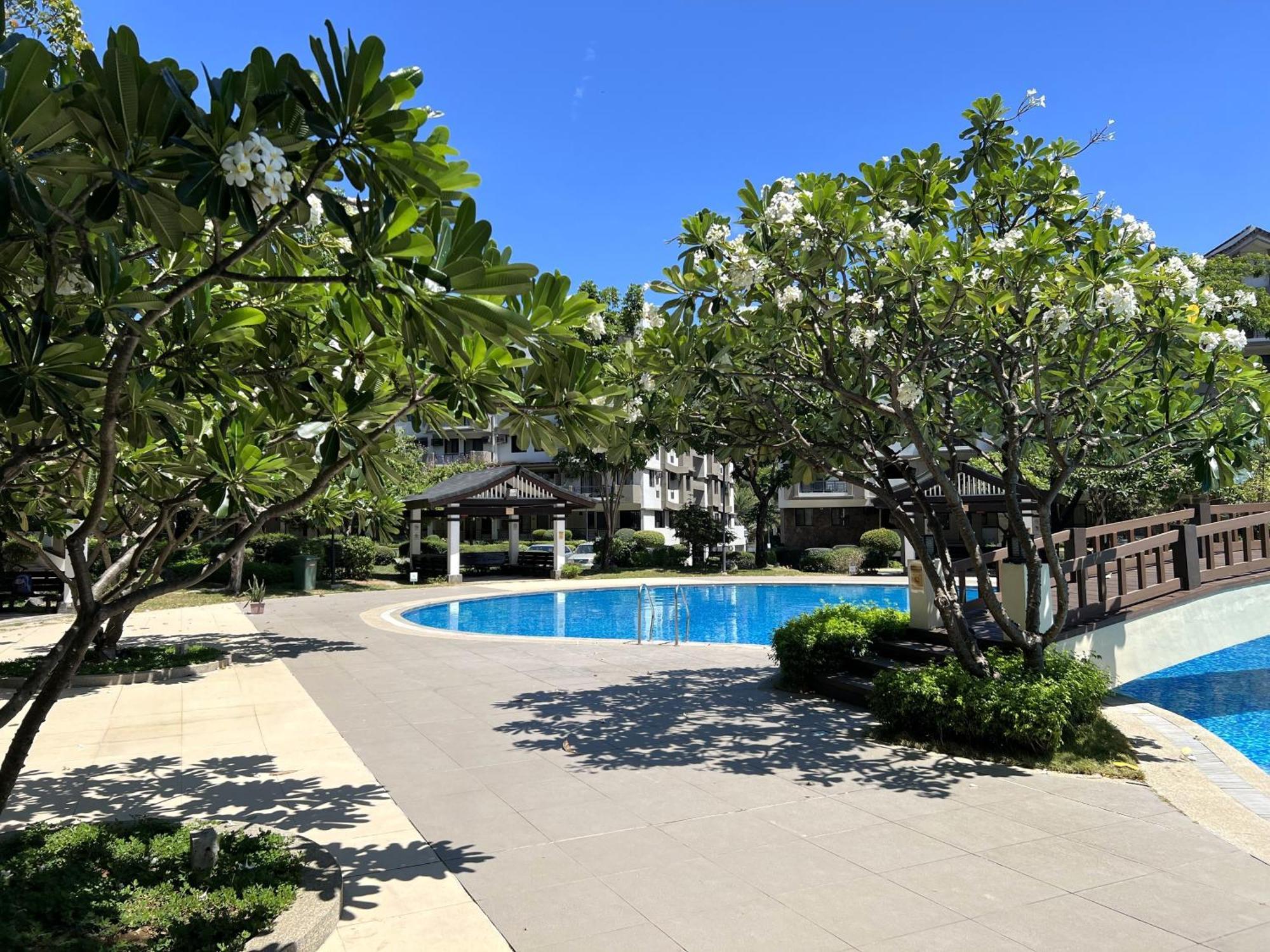 Stunning 2Br Apt, 65 Sq M Netflix At Rosewood Pointe Residences Near Bgc Manila Exterior foto