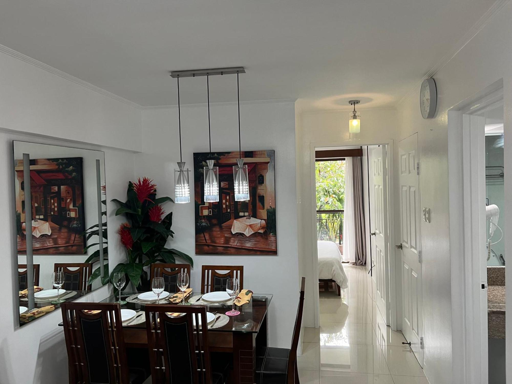 Stunning 2Br Apt, 65 Sq M Netflix At Rosewood Pointe Residences Near Bgc Manila Exterior foto